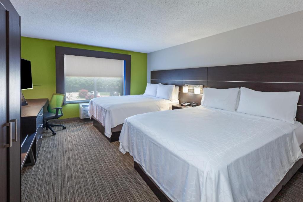 Room image 1